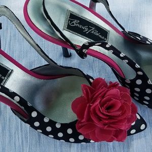 Black white polka dot sling nack shoes